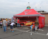 Quand Flash McQueen rend visite à la station T Center d'Hognoul (25 août 2017)