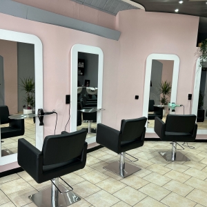 Ouverture de salon Lou (23 juillet 2023)